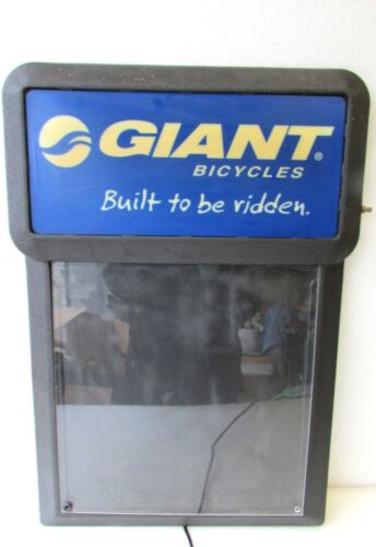 Vintage GIANT Bicycles “Built to be Ridden” Lighted Jumbo Header Menu Board Sign - Afbeelding 1 van 7