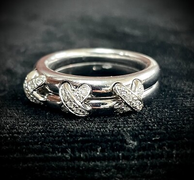 Chaumet 18 Karat White Gold Round Cut Diamond Three Cross Liens