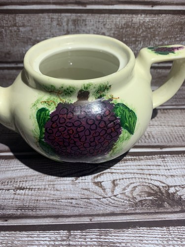 Hall 2 Cup Teapot with Lid Grapes Made in USA - Picture 3 of 5