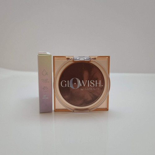 HUDA BEAUTY GloWish Soft Radiance Vegan Bronzing Powder - 0.28oz Select Shade - Picture 8 of 22