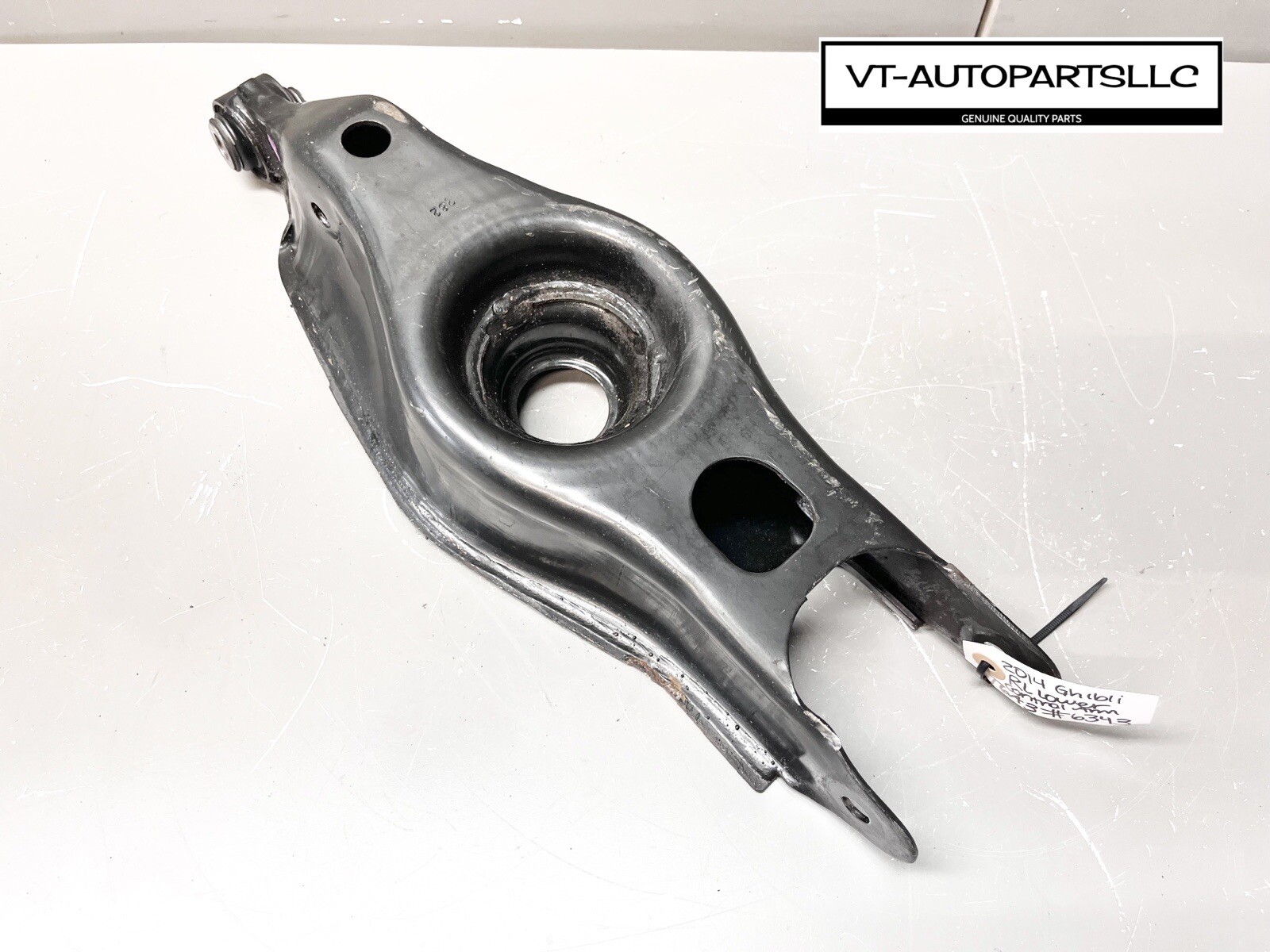 ⭐️2014-2021 MASERATI GHIBLI REAR LEFT LOWER CONTROL ARM SPRING PERCH HOLD OEM