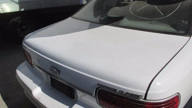 92 93 94 95 96 CAPRICE CLASSIC MALETERO TRASERO / TAPA CUBIERTA BLANCO SIN ENVÍO Foto 4 de 4