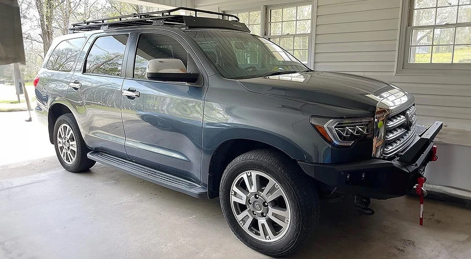 Vijay Fits 2008-2013 Toyota Sequoia  Front Bumper w/ Winch Plate and LED Lights Foto 2 de 4