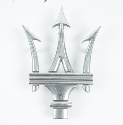 2014 - 2017 MASERATI QUATTROPORTE EMBLEM BAGE OEM