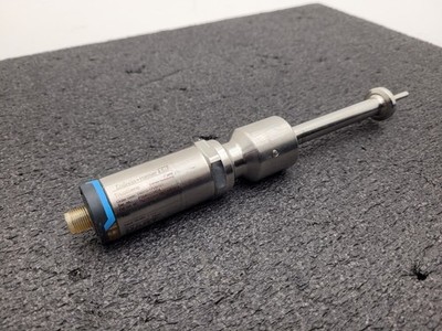 Endress & Hauser TM372-17V8/101 TM372-CA1C2B5EA2E1A Temperature Sensor TrustSens