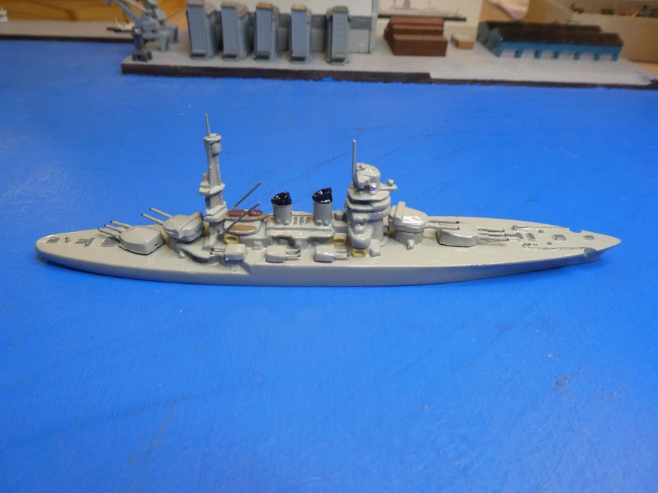 Schlachtschiff Conte di Cavour (IT) in 1:1250 Hersteller Wiking Nr. 421