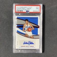 Autograph Authentication for Sports Memorabilia Collectors 12