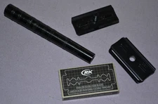 HS Henson AL13 Aluminum Double Edge Black Safety Shaving Razor W/Blades ~~ Great