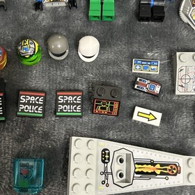 Vintage LEGO Space Lot ( LEGO System: 6836 UFO Sealed) W Minifigs Parts Manuals