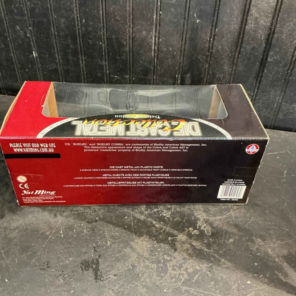 Shelby Cobra 427 1964 S/C - escala 1:18 Die Cast Metal Deluxe caja sin abrir Foto 3 de 3