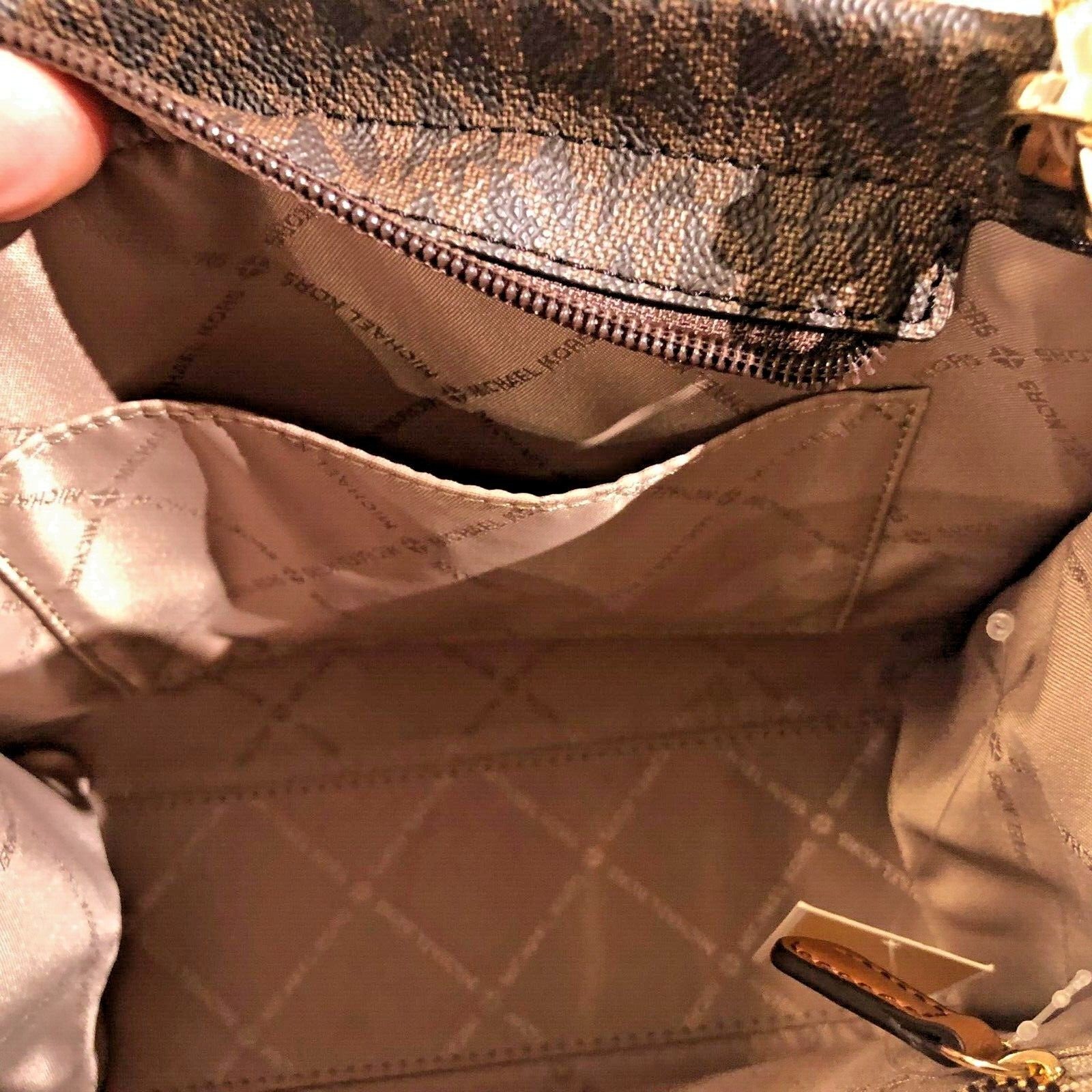 Michael Kors Small Crossbody Messenger Handbag Purse Shopper Bag  