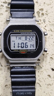 Vintage 1990 Casio G-Shock DW-5700 mod 901 Japan in Working