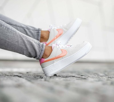 nike air force one low light