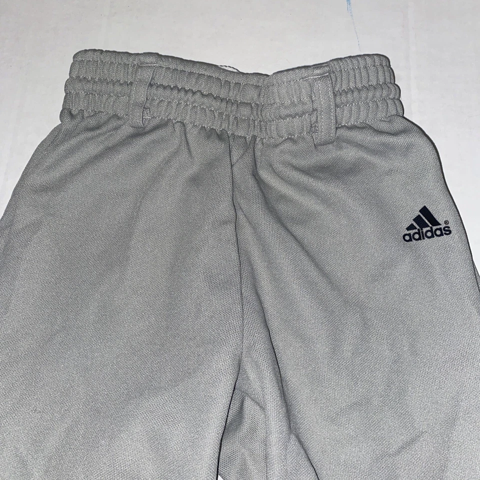 Pantalones de béisbol Adidas gris poliéster juvenil talla XS en excelente estado ver fotos Foto 2 de 4