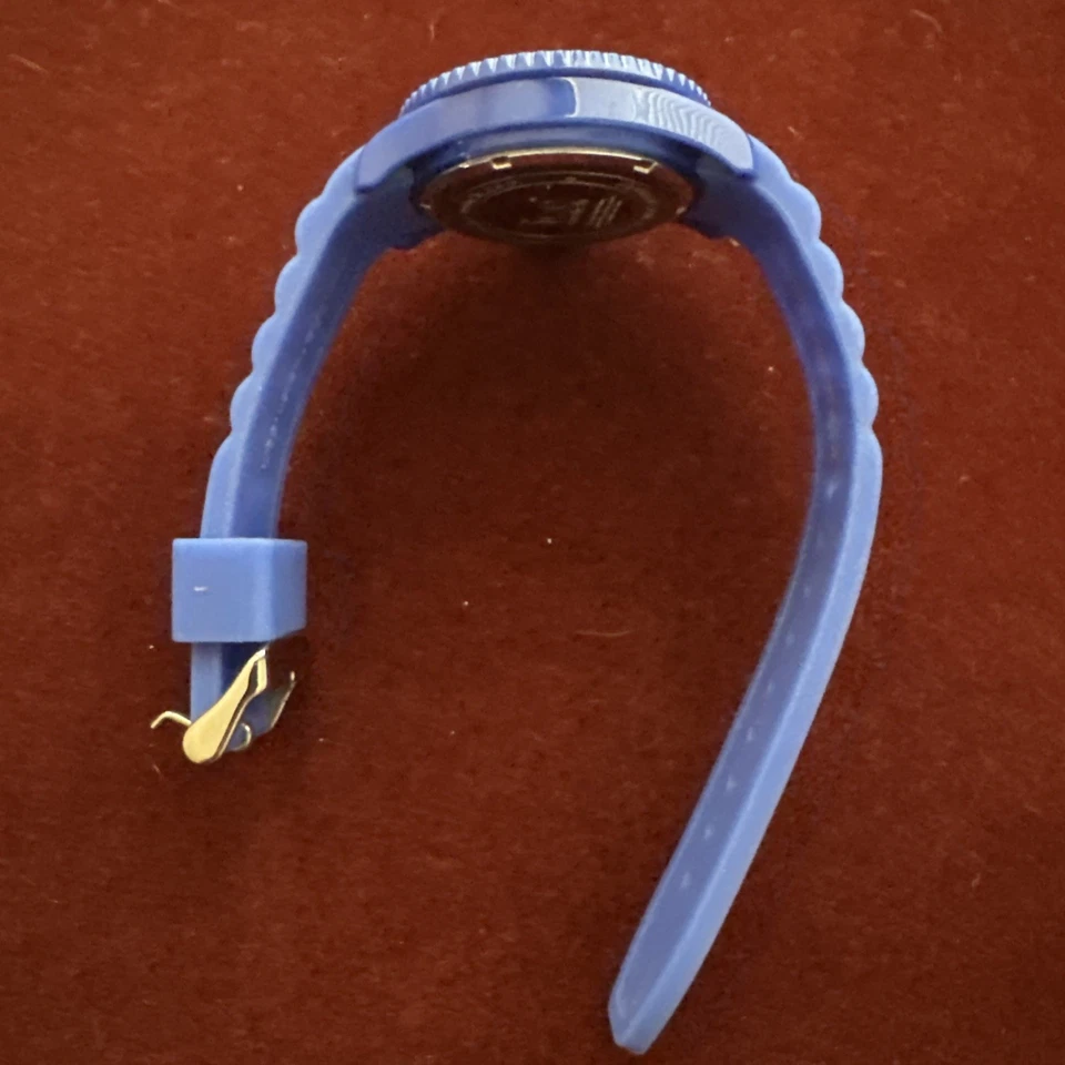 Reloj Ice Azul  Foto 3 de 4