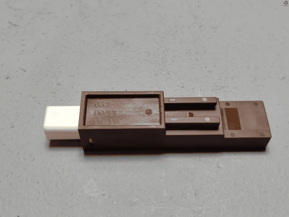 MÓDULO ANTENA ENTRADA SIN LLAVE INTELIGENTE FABRICANTE DE EQUIPOS ORIGINALES 2014-2023 TOYOTA HIGHLANDER Foto 3 de 4