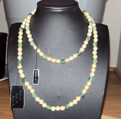 Vintage 1970s Genuine Emerald and Cream Lucite Bead Necklace Original Tag 36 