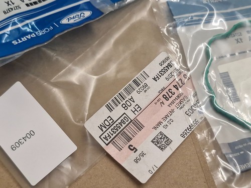 X5 Genuine Ford Mustang 5.0 V8 DOHC SEFI Inlet Manifold Gasket 2015- 5274378 - Picture 4 of 8