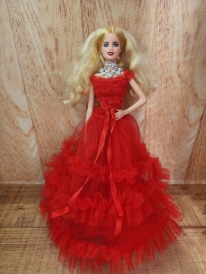 2018 Holiday Barbie Doll Barbie Signature Collection Mattel Red