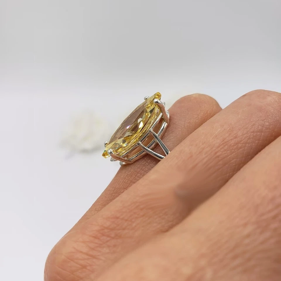 Anillo de cóctel de diamantes champán con forma de marquesa certificado 26,85 quilates RARO, VIDEO Foto 3 de 4