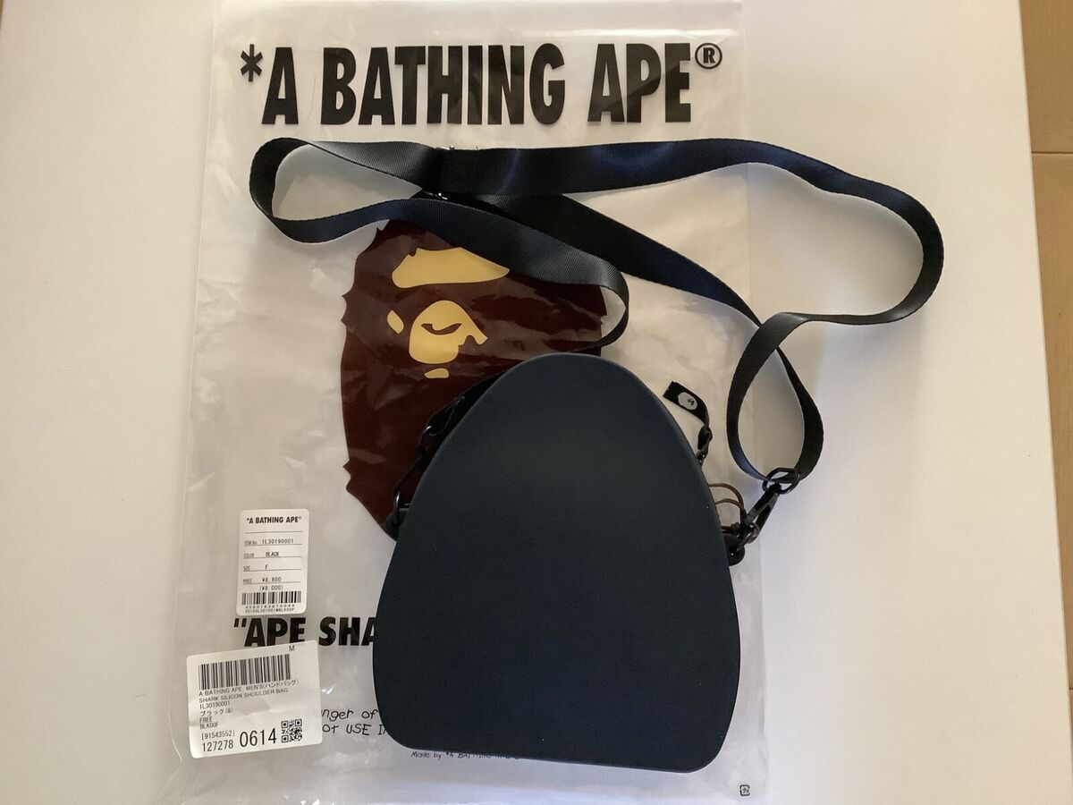 Authentic a bathing ape bape shark silicon shoulder bag Authentic a bathing ape bape shark silicon shoulder bag