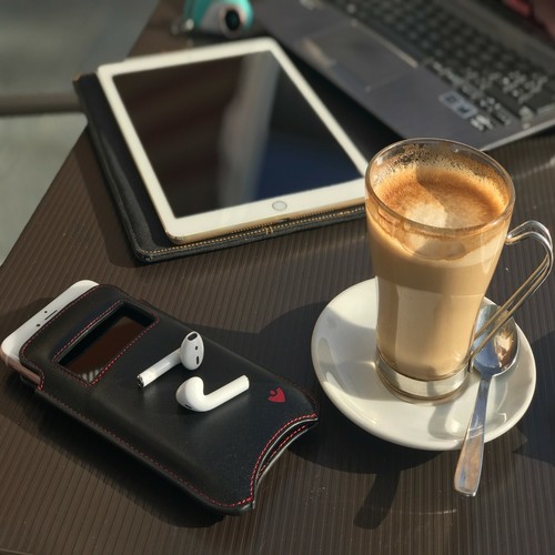IPHONE 13 Pro Étui Noir Nappa Cuir Désinfectantes Manche Tue 99.9% Virus/ Germes - Photo 4 sur 5