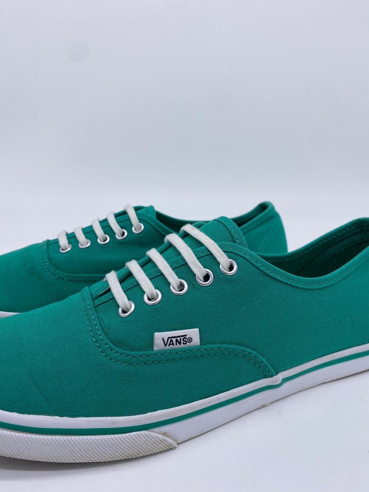 vans shoes women green