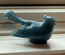 Mosser Glass - Georgia Blue MINI Bird Shelf Sitter 3" - Cute in a window sill