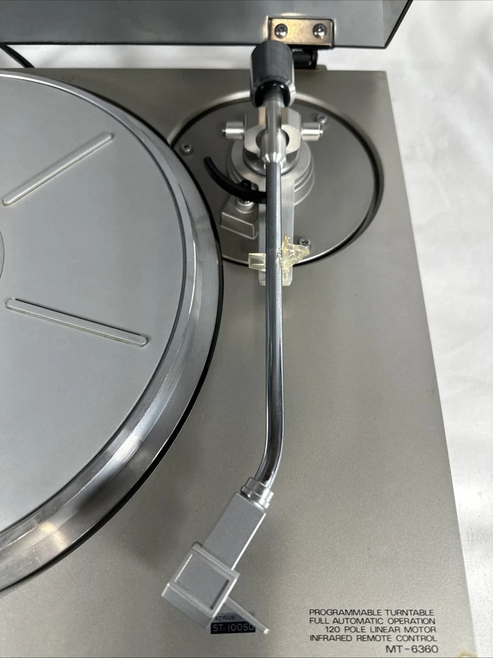 Tocadiscos Fisher MT-6360 algunas funciones manuales SIN automático - PIEZAS REPARACIÓN TAL CUAL Foto 3 de 4