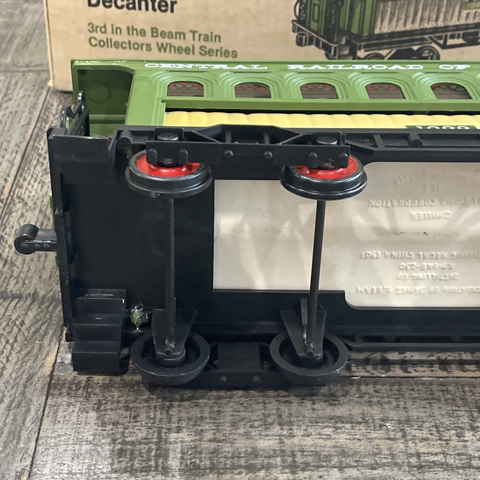 ￼Jim Beam Passenger Car Train Decanter EMPTY#1099 bourbon ￼