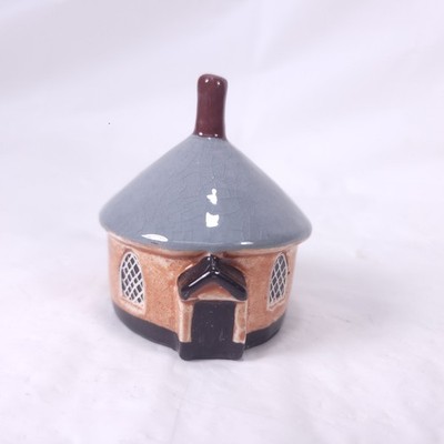 Vintage Mudlen End Studio Pottery Miniature House Collectable Round House