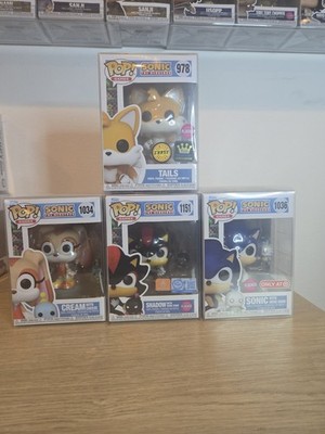 Shadow Chao 1151, Sonic Chao 1036, Tails 978 Chase (Flocked), Cream Cheese 1034