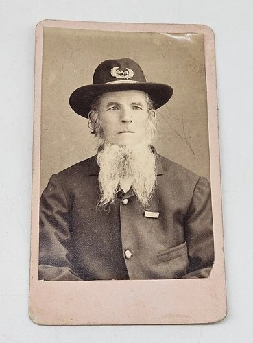 Civil War CDV Identified Union Soldier Hezekiah Townsend Military Uniform Beard