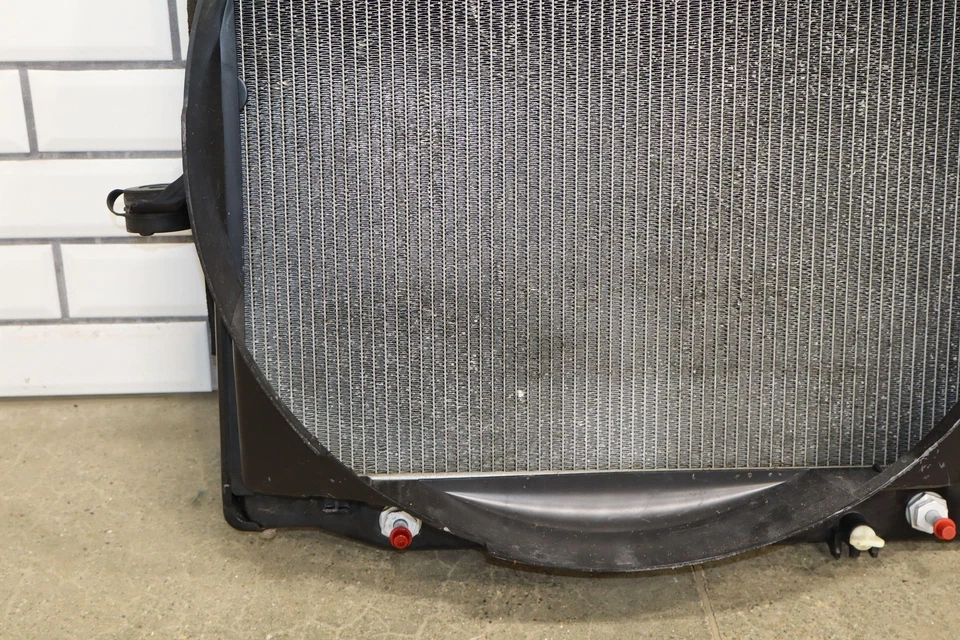 Ventilador condensador de aire acondicionado radiador Land Cruiser 2003-2007 Lexus LX470/Land Fabricante de equipo original Foto 4 de 4