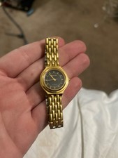 womans watches gold valentino quartz