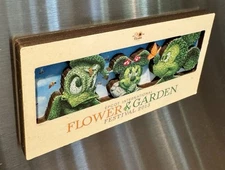 HTF 2013 Disney EPCOT Flower & Garden Festival Mickey Mouse Wooden Fridge Magnet