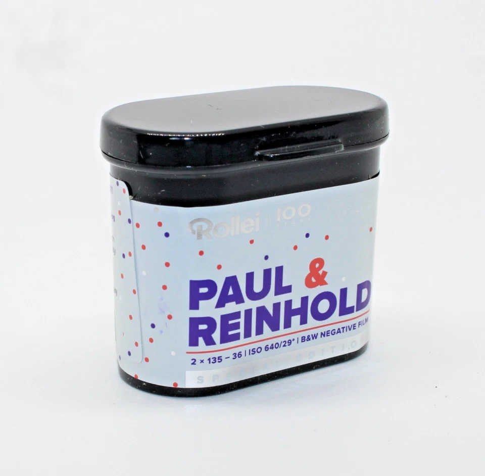 Película Rollei Paul & Reinhold 35 mm blanco y negro paquete doble ISO 640: 100 años SE Foto 2 de 2