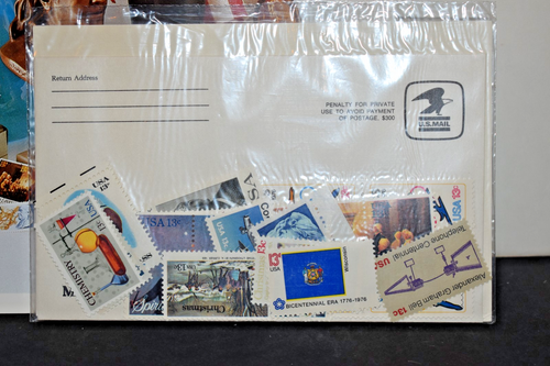 1976 United States Mint Postal Service Set of Commemorative Stamps #934 - Picture 5 of 5