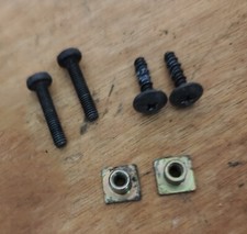 KIT VITI STRUMENTAZIONE QUADRO STRUMENTI CONTACHILOMETRI GILERA RUNNER 50 180