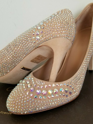 $1450 GUCCI BREATHTAKING SWAROVSKI 