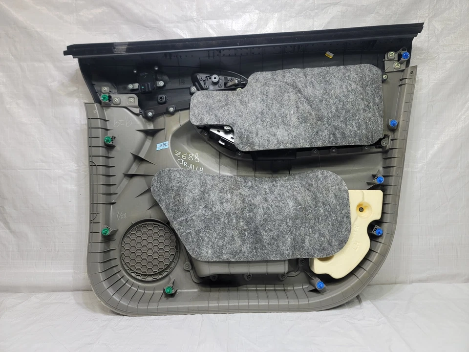 2012 Chevrolet Orlando Door Trim Panel Front Left Driver Side OEM Foto 4 de 4