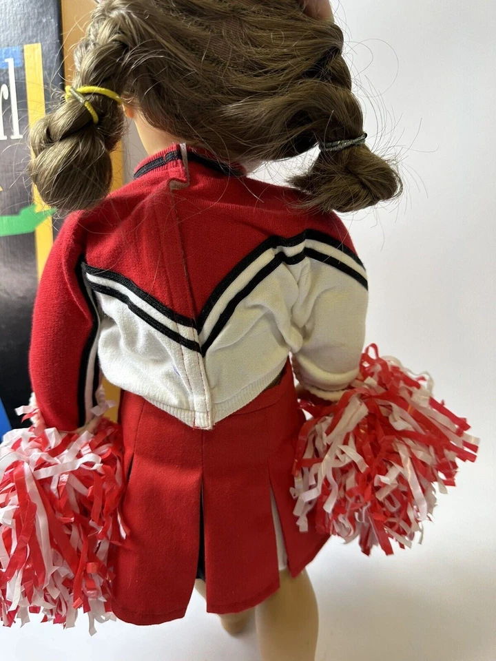 Peluca Pleasant Co Morena Animadora Just Like Me Tela Cuerpo Pizarra Ojos Rojo Pom Foto 4 de 4