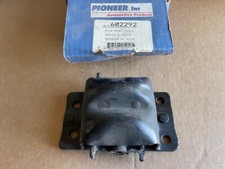 NEW Chevrolet G30,P30,C20 Suburban Camaro GMC G2500 Front Right Engine Mount