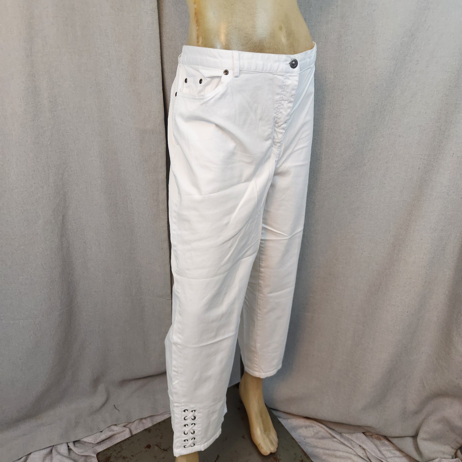 Ruby Rd Solid White Pants Slacks Jeans Stretch Si… - image 2