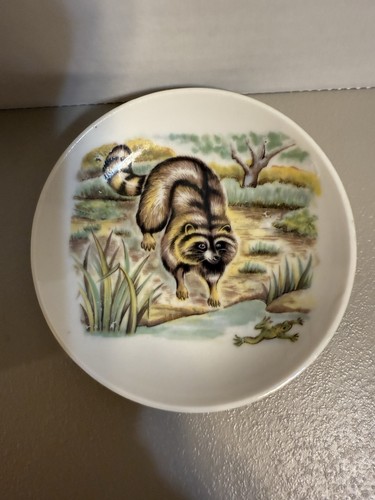 Set of 4 Vintage Woodland Mini Plates by "Action Lobeco" in Japan - Picture 4 of 6