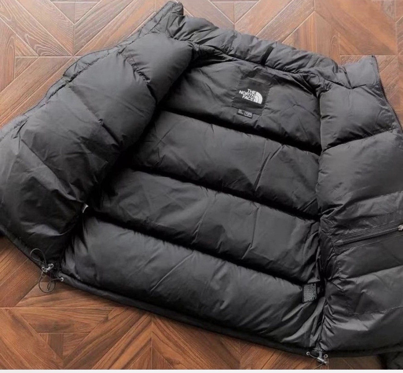 The North Face 700 Black Puffer Jacket Men's Zip Stand-Up Collar Zipped Pockets thumbnail 3