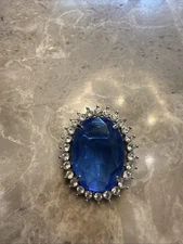 Vintage large blue faceted stone brooch or Pendant with crystal trim Silvertone
