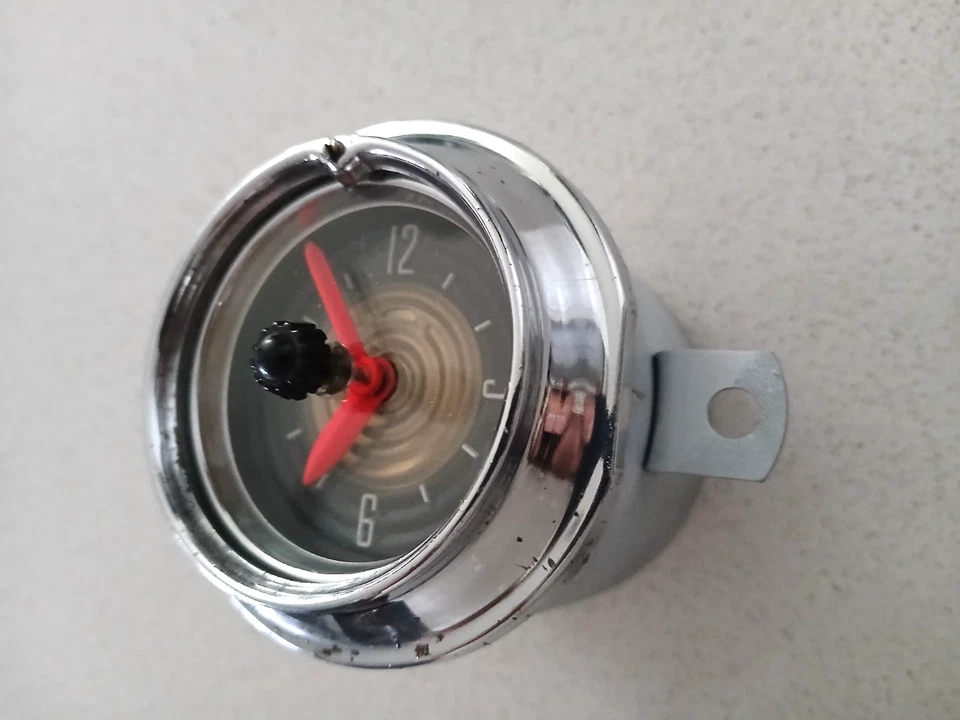 Ford Mainline 1953, Customline, reloj de tablero Crestline restaurado Foto 2 de 4