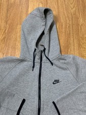 Nike Sportswear Tech Fleece Hoodie Mens Medium Gray Sweater Windrunner Zip Up