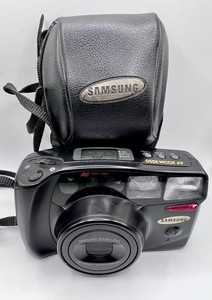 Samsung AF Zoom 1050 35mm Film Point And Shoot Camera Black With Case